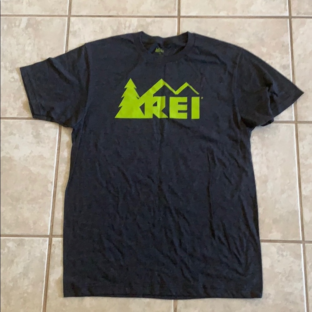T- Shirt
